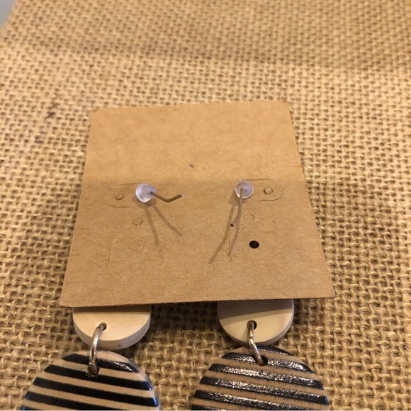 NWT Earrings by Plunder- dangle style with triple wood circles - Picture 8 of 9